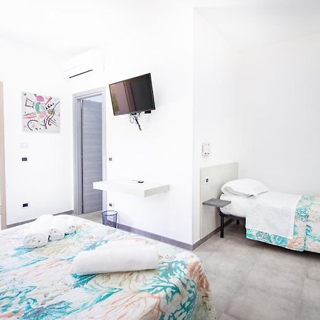 S'Omu E Chicchinu Rooms Кардеду Екстер'єр фото
